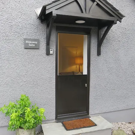 Apartment Hideaway *